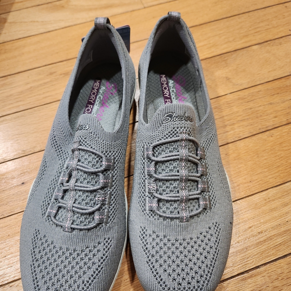 NWT -Skechers Newbury St Women's Gray Slip-On Shoes - Picture 4 of 4